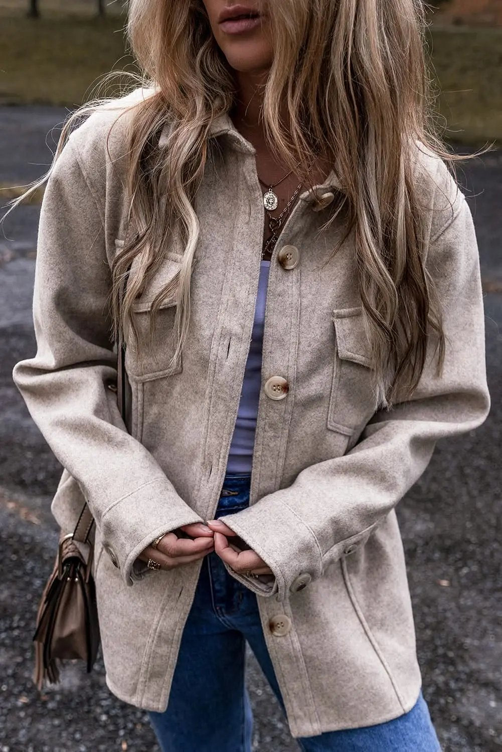 Light grey buttoned shacket with pockets - Love Salve